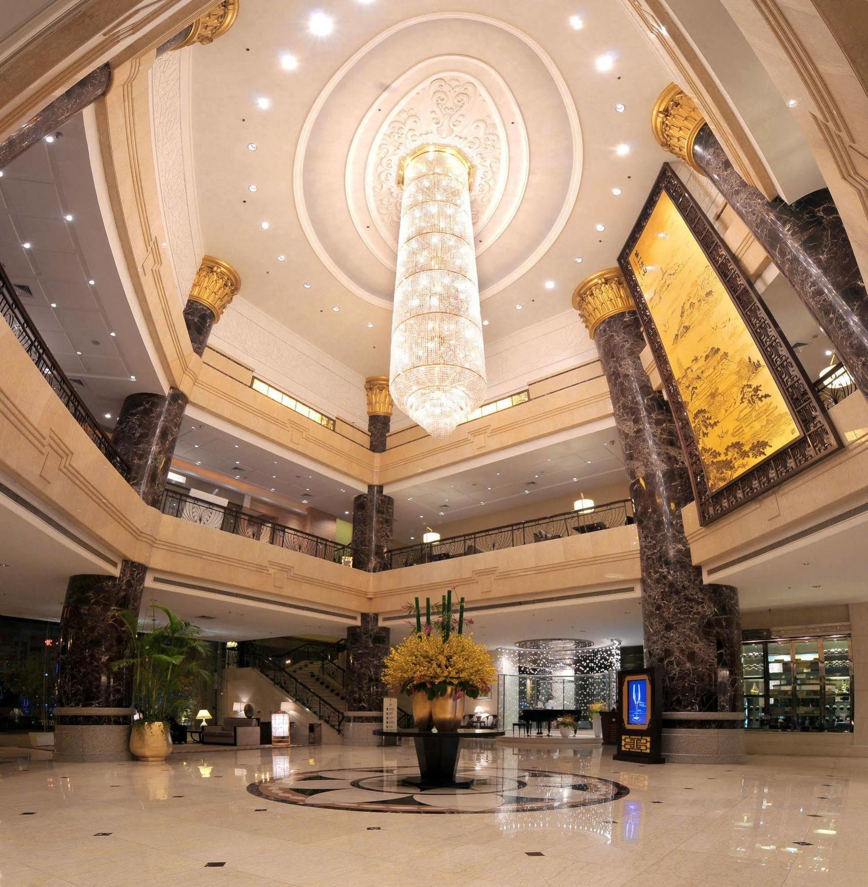 Landison Plaza International Hotel Zhenjiang  Exterior foto